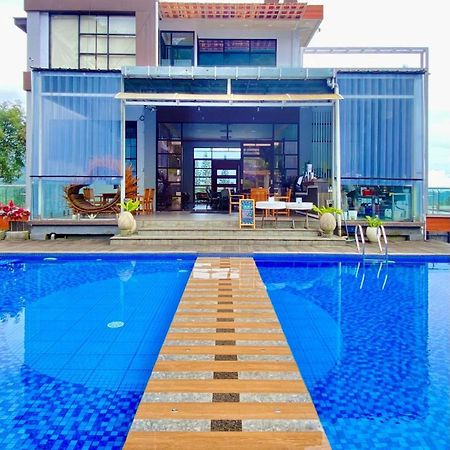 De Pointe Resort & Resto Campaka Екстер'єр фото
